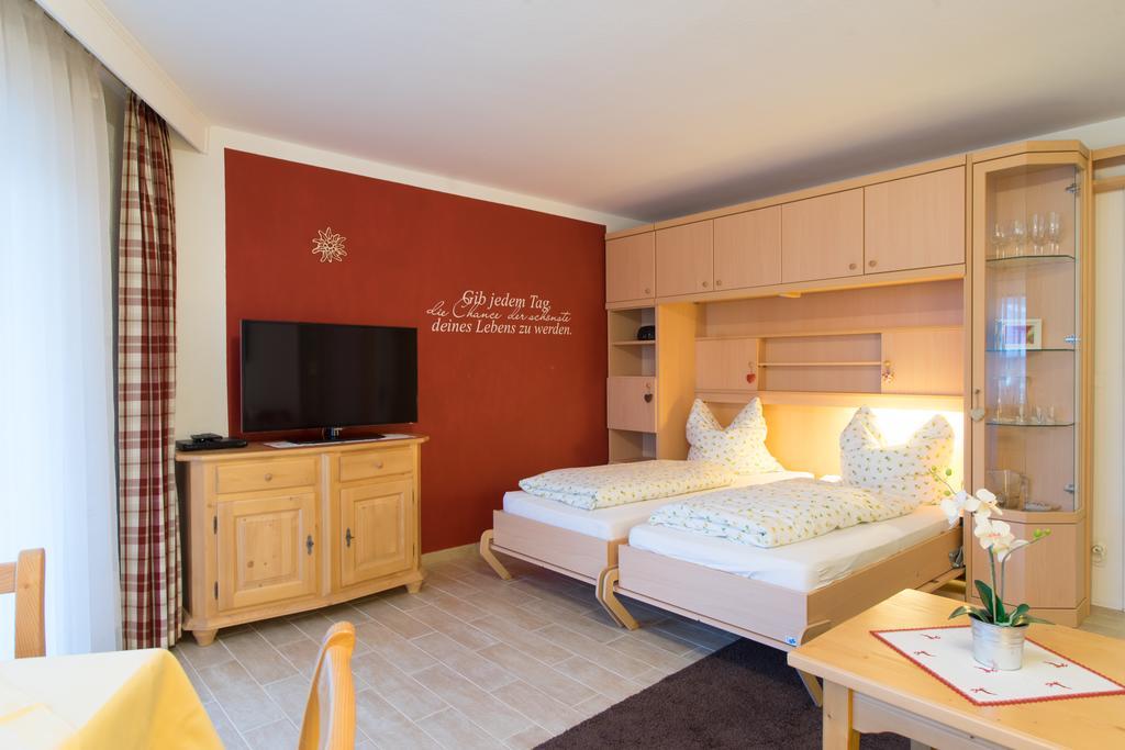 Alpenflair Ferienwohnungen Whg 103 Appartementhaus Nebelhorn Оберстдорф Екстериор снимка